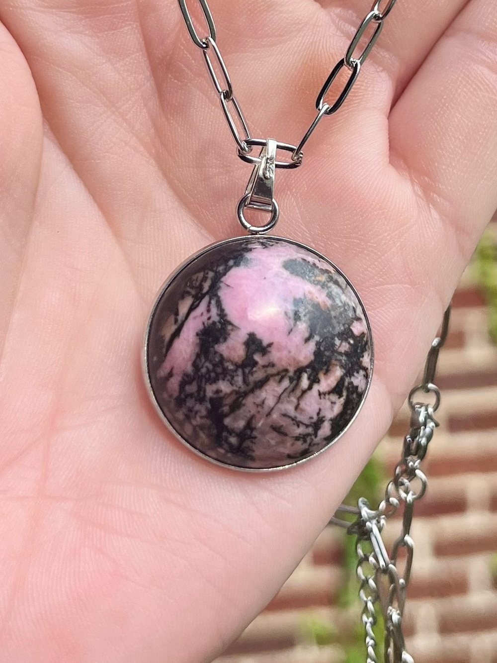 Rhodonite Round Pendant Necklace - Pink Black paper clip chain